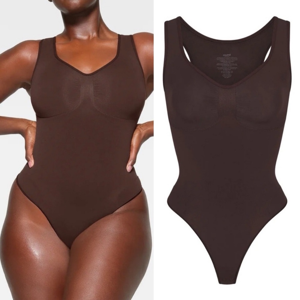 Skims Seamless Sculpt Scoop Thong Bodysuit thick strap cocoa size S NWOB
